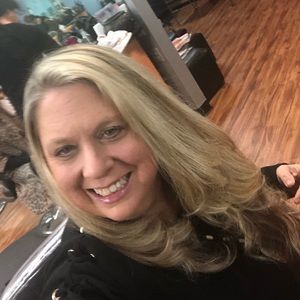 Meet your Posher, Stacy